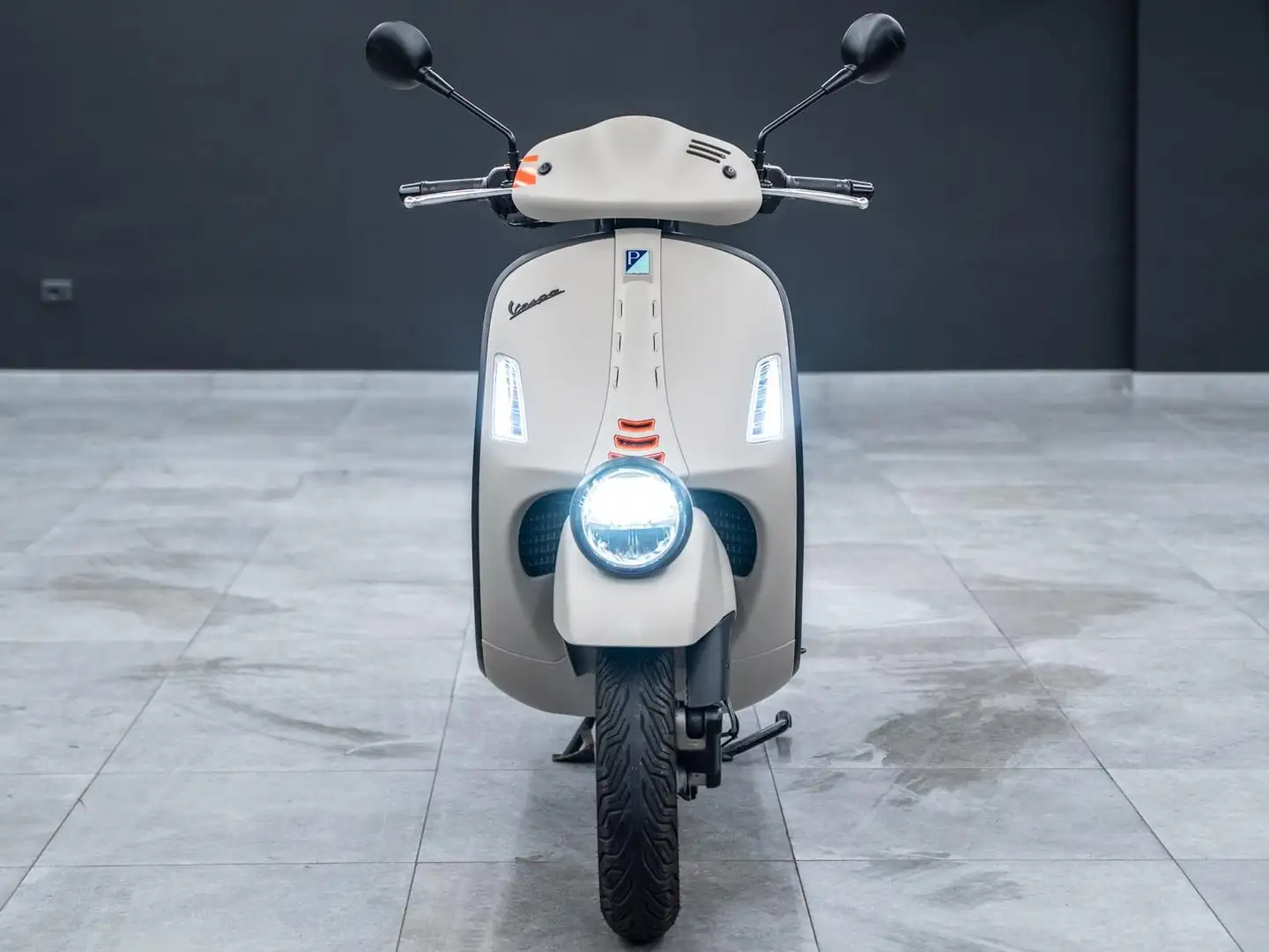 Vespa GTV 300 Unico Proprietario Km 1.437 Beige - 2