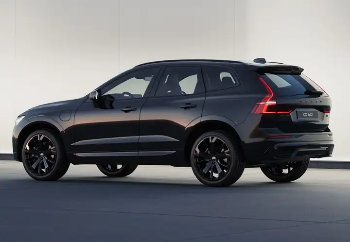 Volvo XC60 2.0 D4 R-Design 6V 2018, foto 13