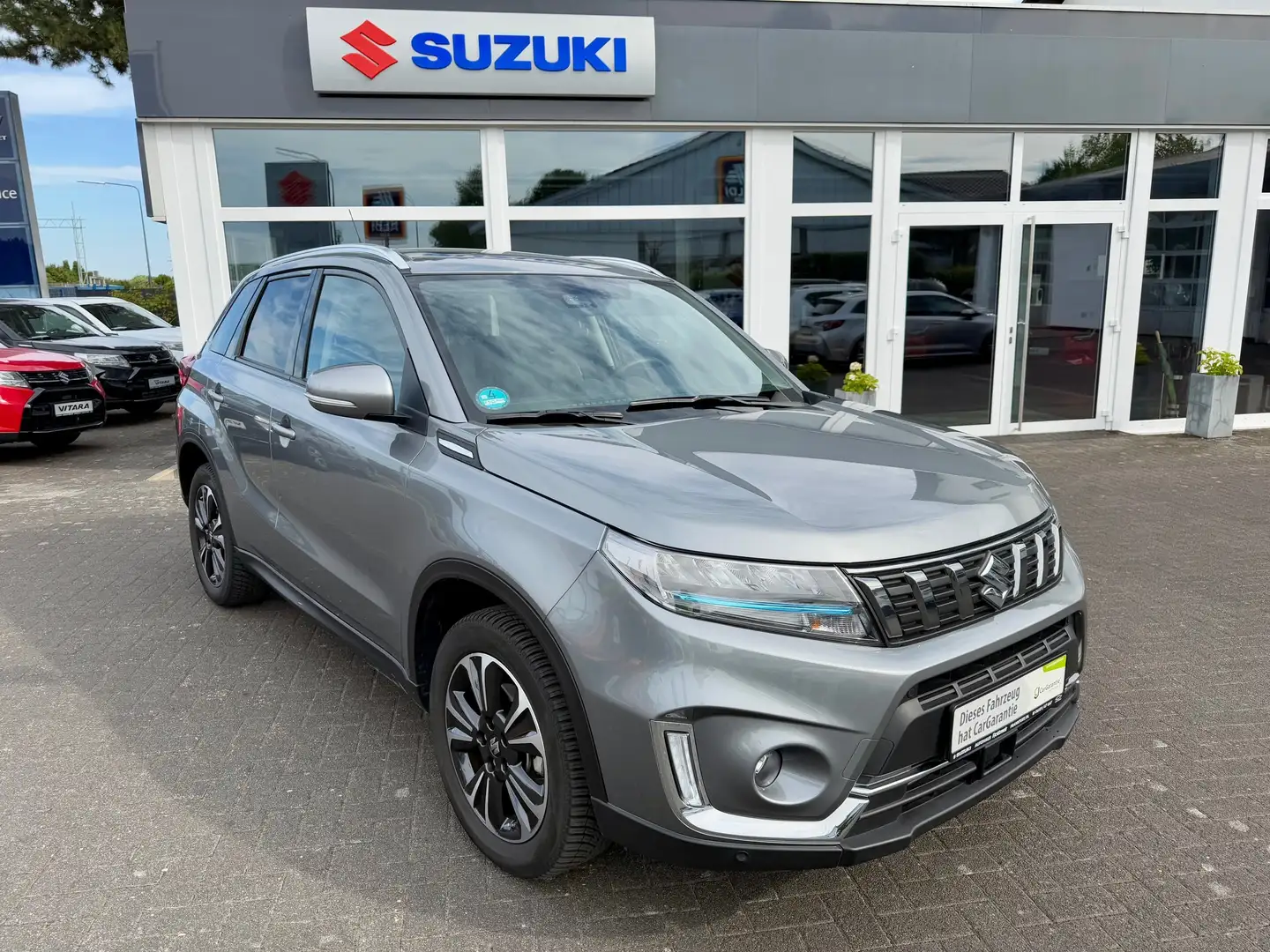 Suzuki Vitara 1.4 Boosterjet Hybrid Comfort+ Grau - 1