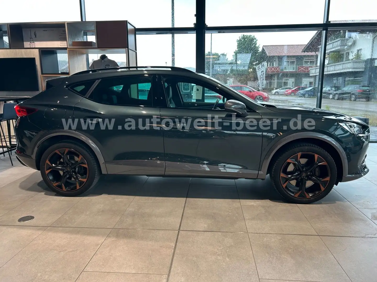 CUPRA Formentor VZ 1.4 eHybrid 245 PS DSG AHK*FullLink Grün - 2