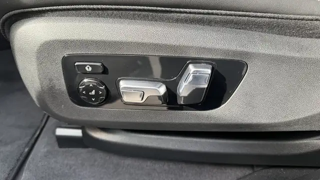 BMW XM 50e Ansicht 12