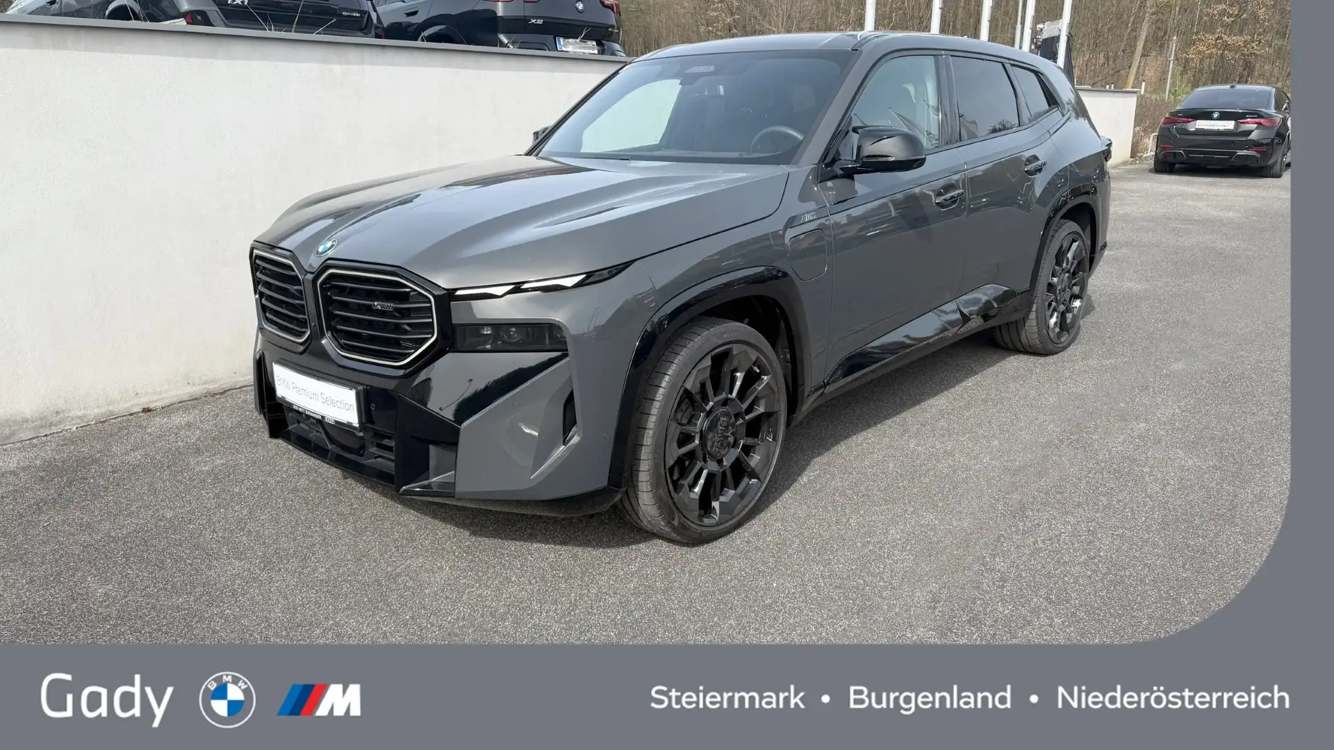 BMW XM 50e Grau - 1