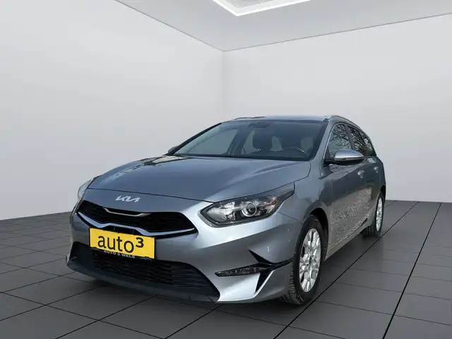 Kia Ceed SW / cee'd SW ceed SW 1,6 CRDi SCR ISG Silber 48V DCT