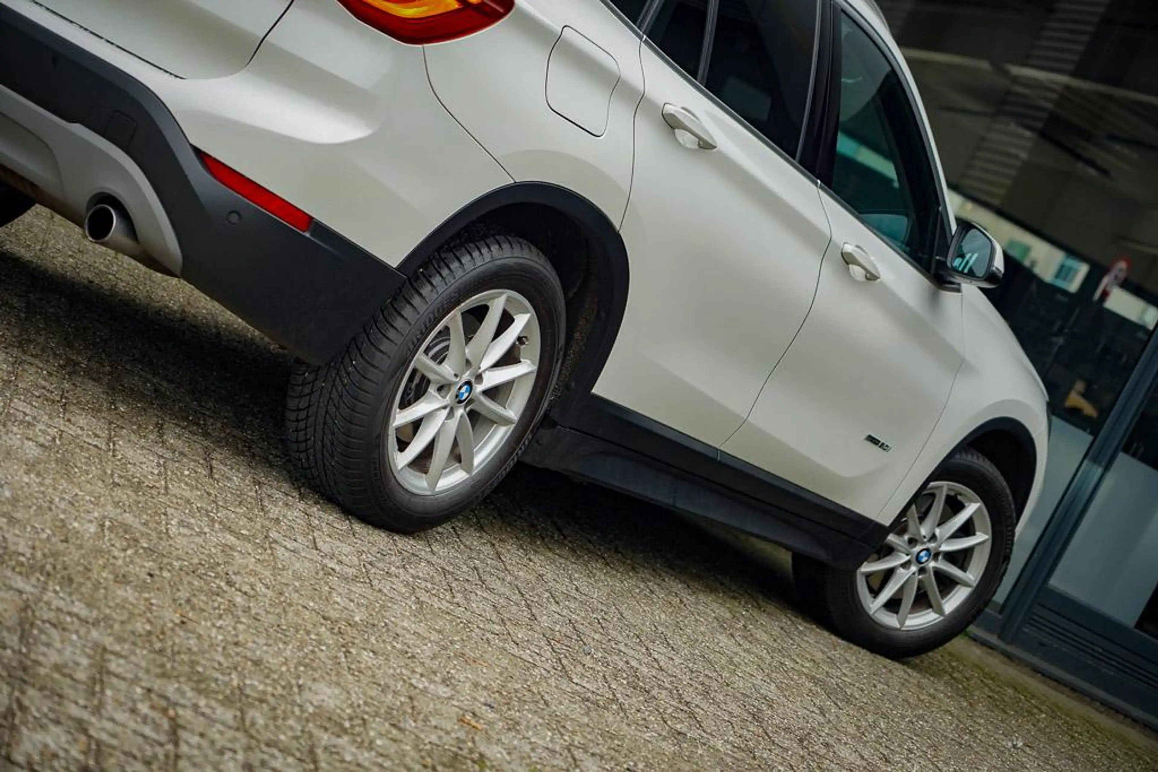 BMW X1 sDrive20i Centennial Executive / Aut / Trekhaak / — photo 38