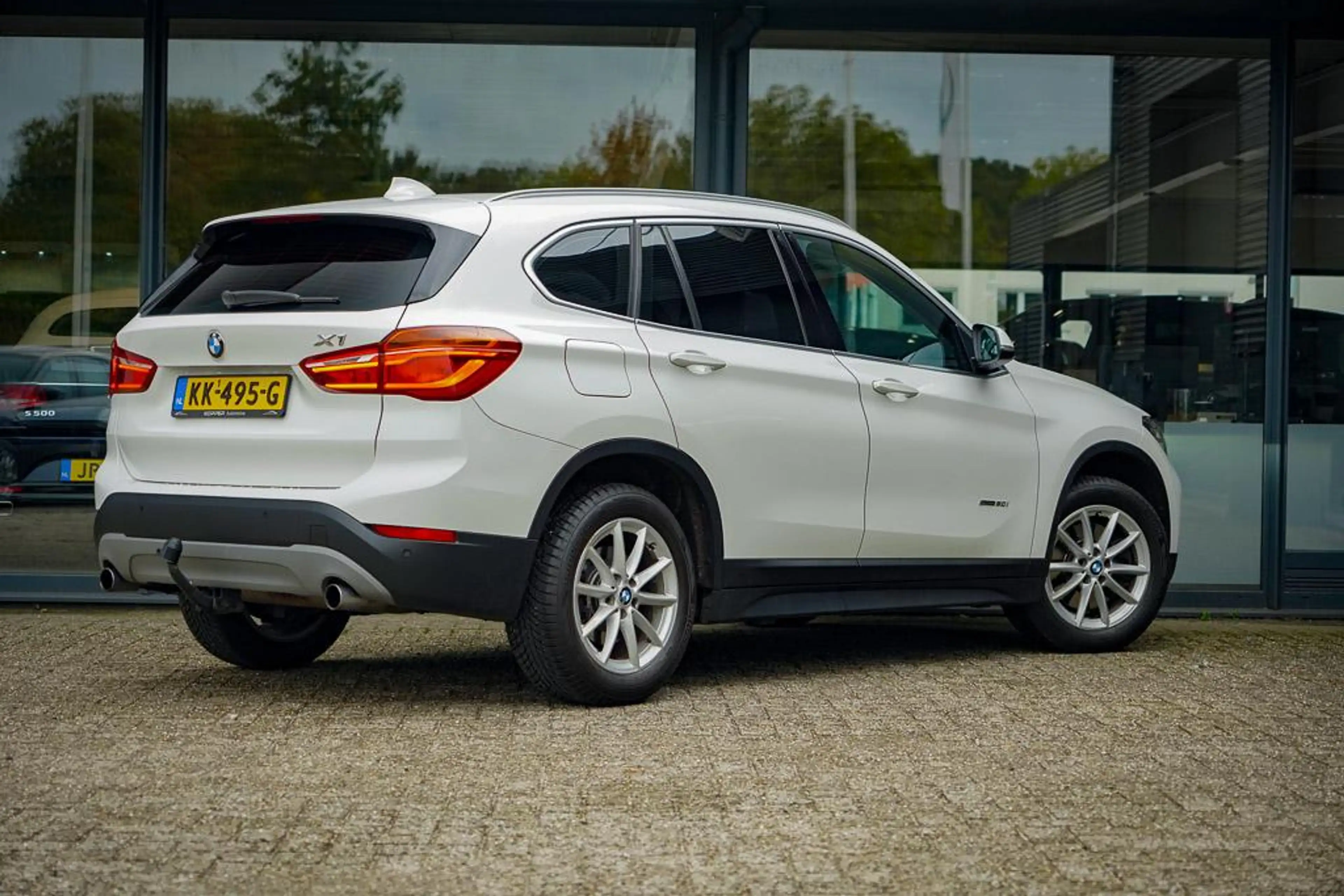 BMW X1 sDrive20i Centennial Executive / Aut / Trekhaak / — photo 4