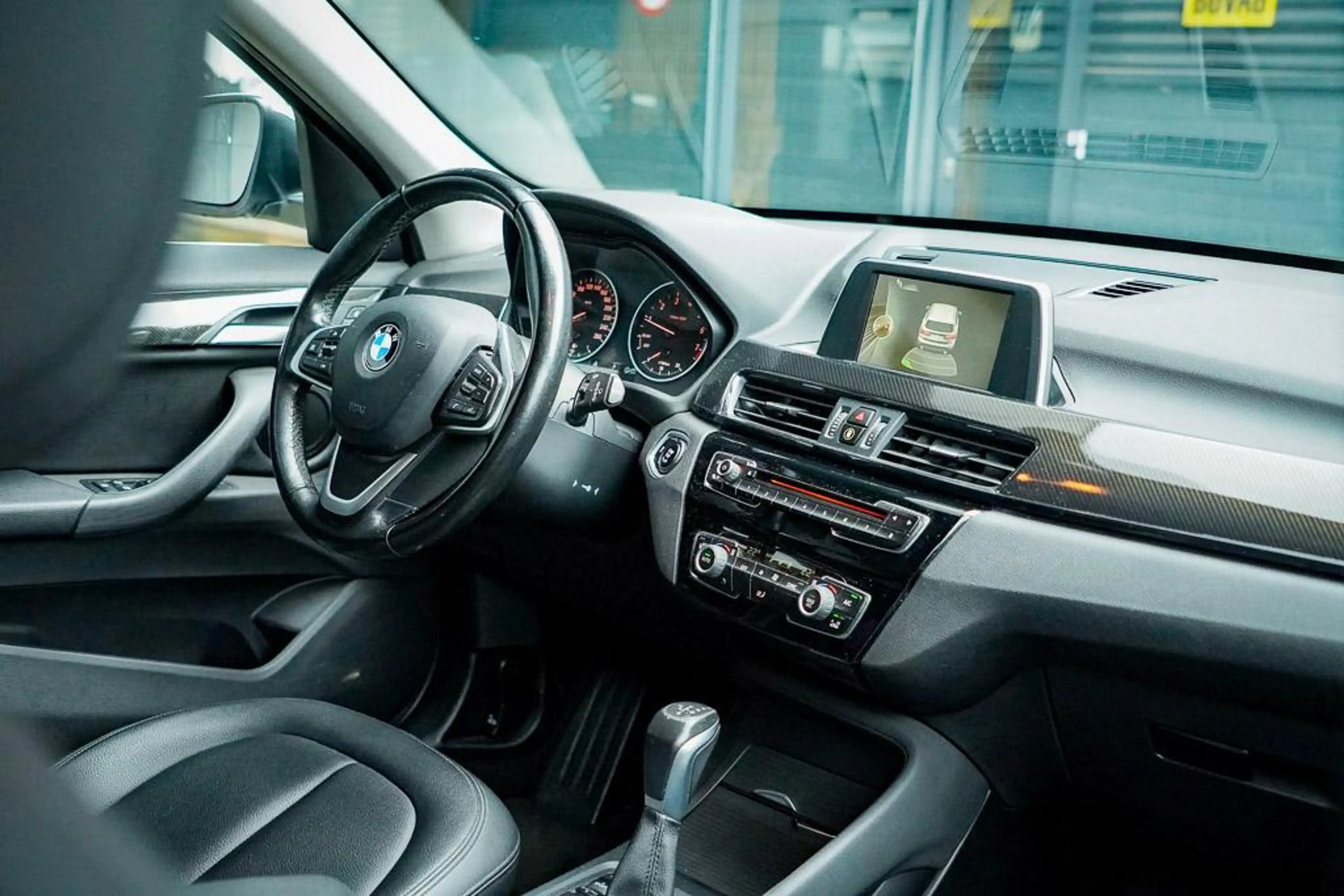 BMW X1 sDrive20i Centennial Executive / Aut / Trekhaak / — photo 35