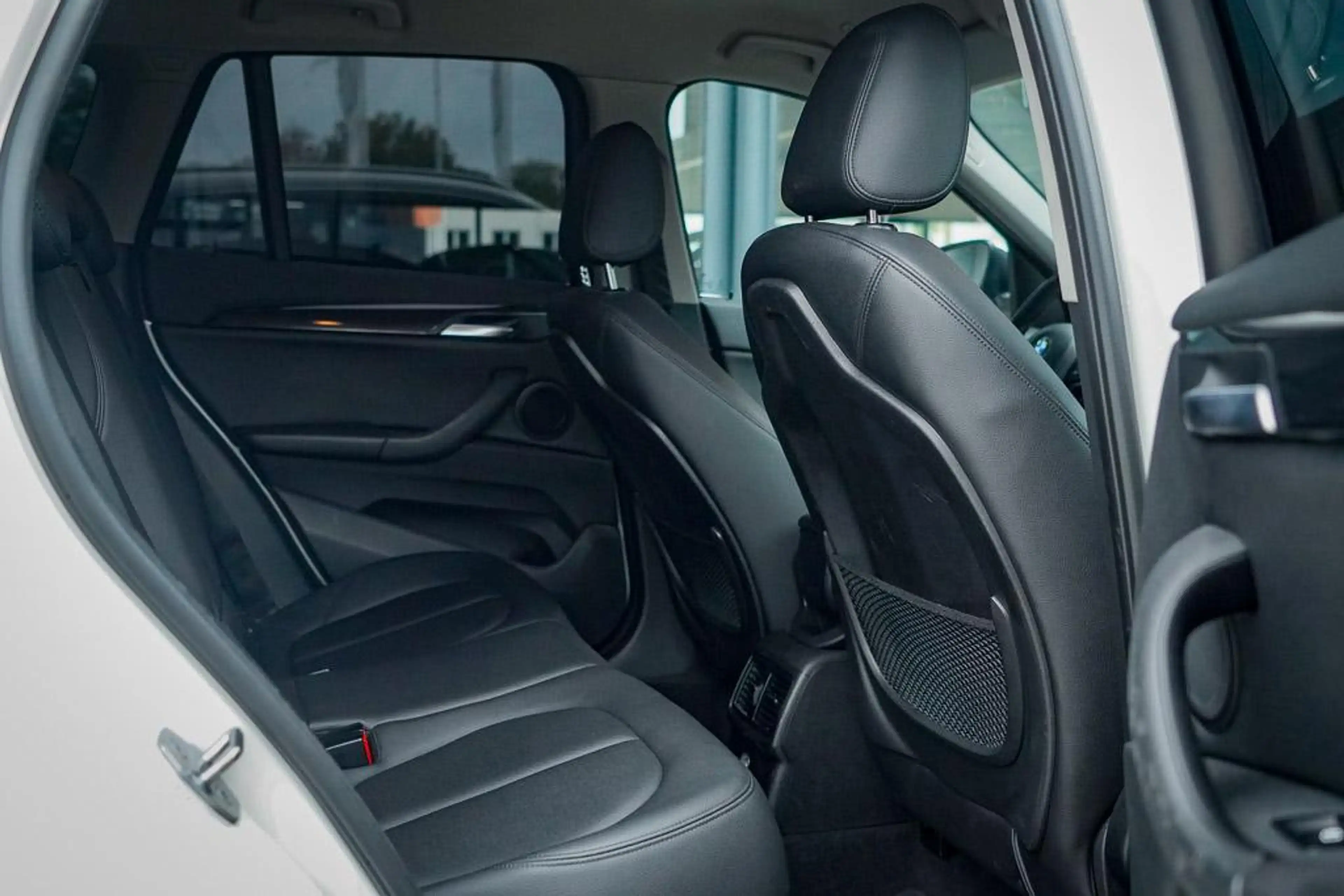 BMW X1 sDrive20i Centennial Executive / Aut / Trekhaak / — photo 8