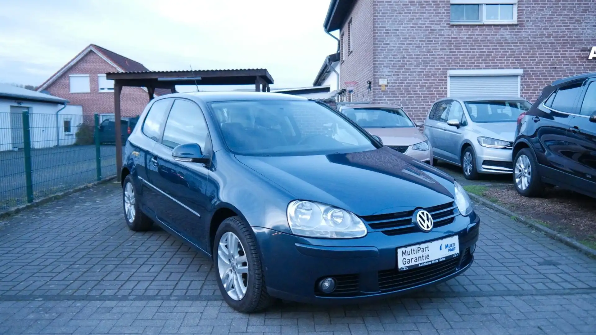 Volkswagen Golf V Lim. Tour Blauw - 1