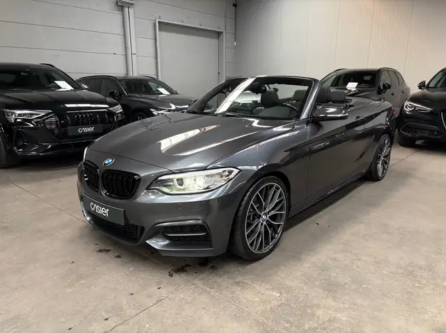BMW 240 i xDrive Cabrio l Belgian Car l Full History l Leather Memory Seats l CarPlay l Camera