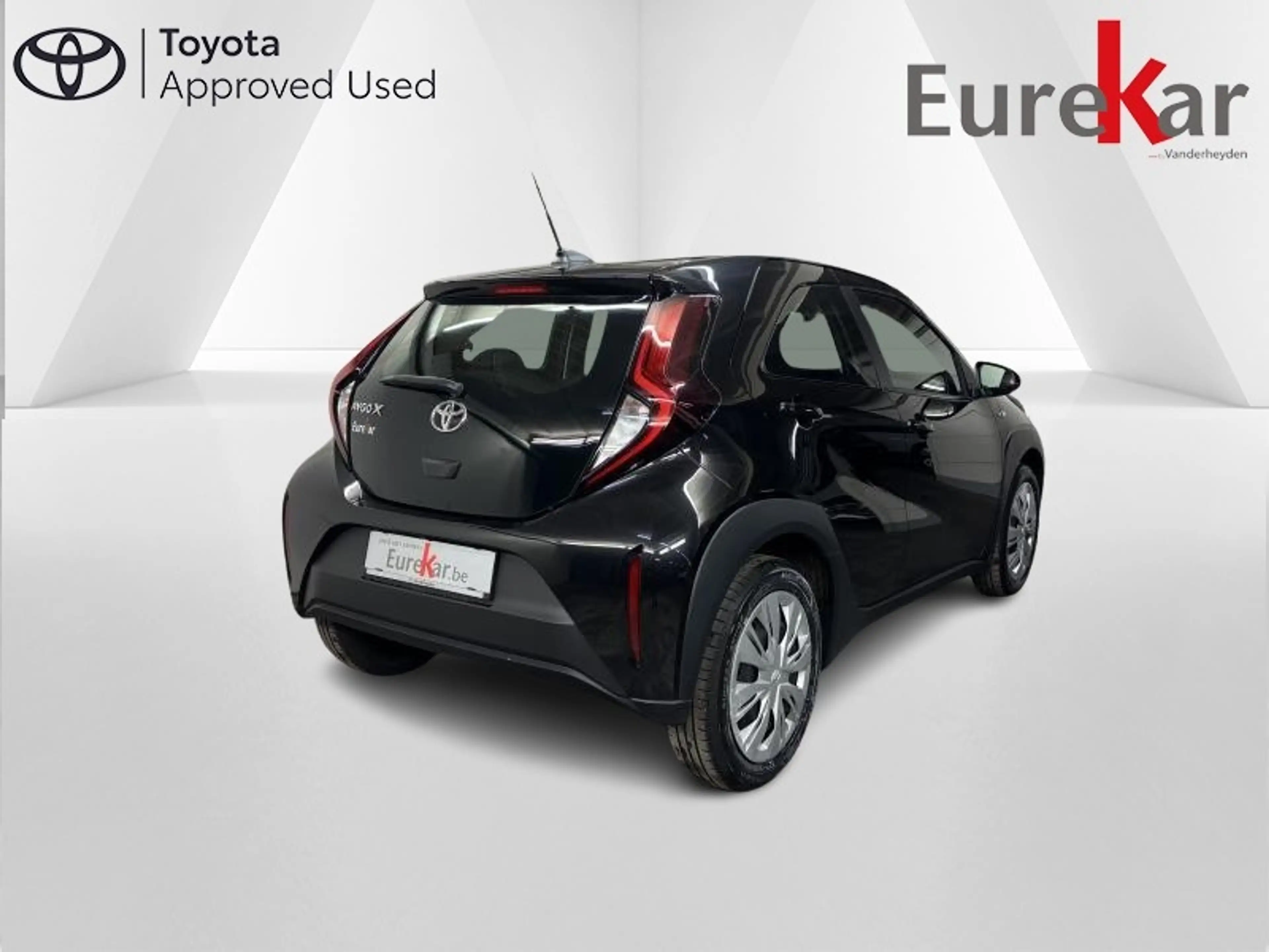 Toyota Aygo X Play — photo 3