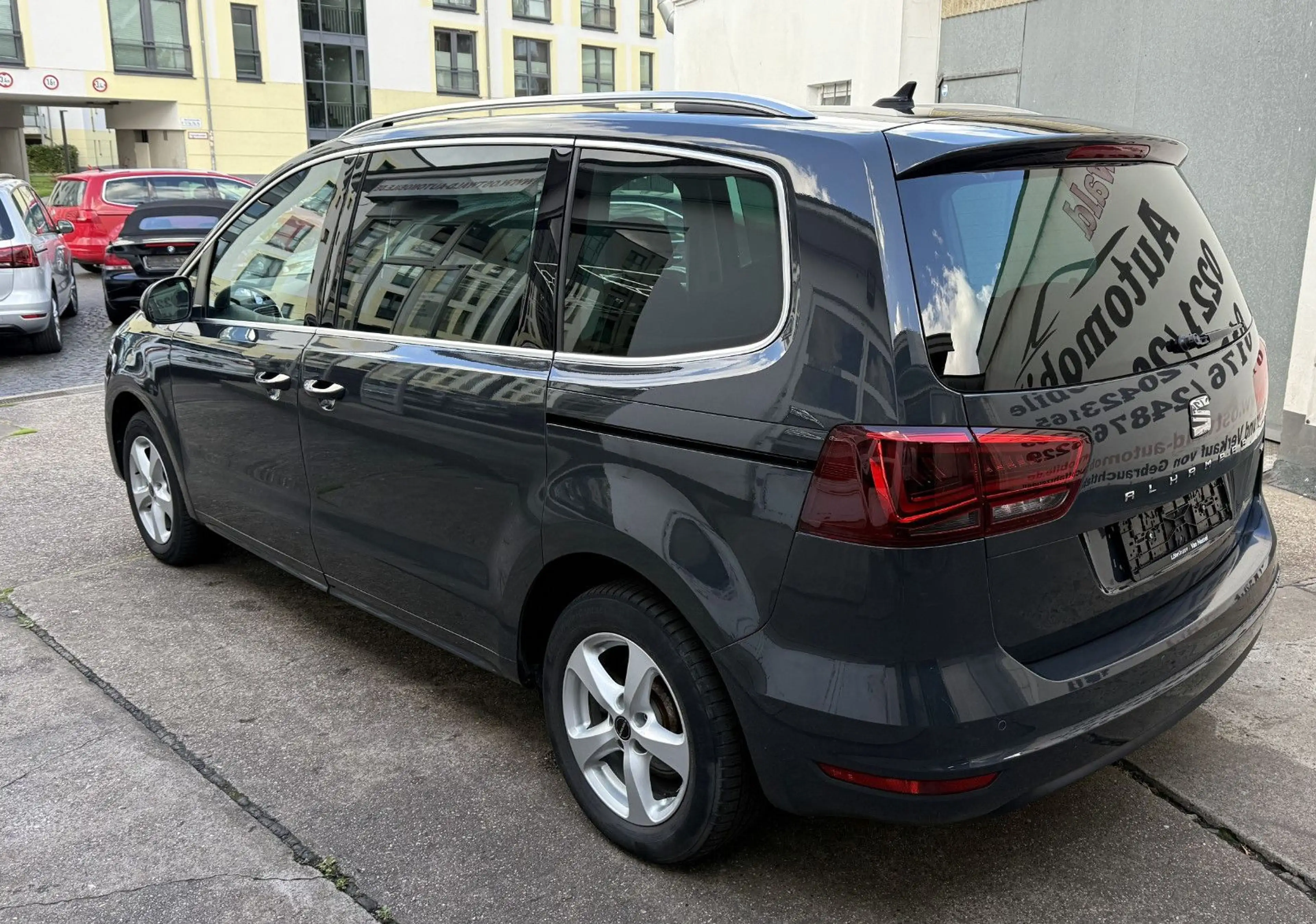 SEAT Alhambra 1.4 TSI DSG Style Pano Kamera 7.Sitzer — photo 3