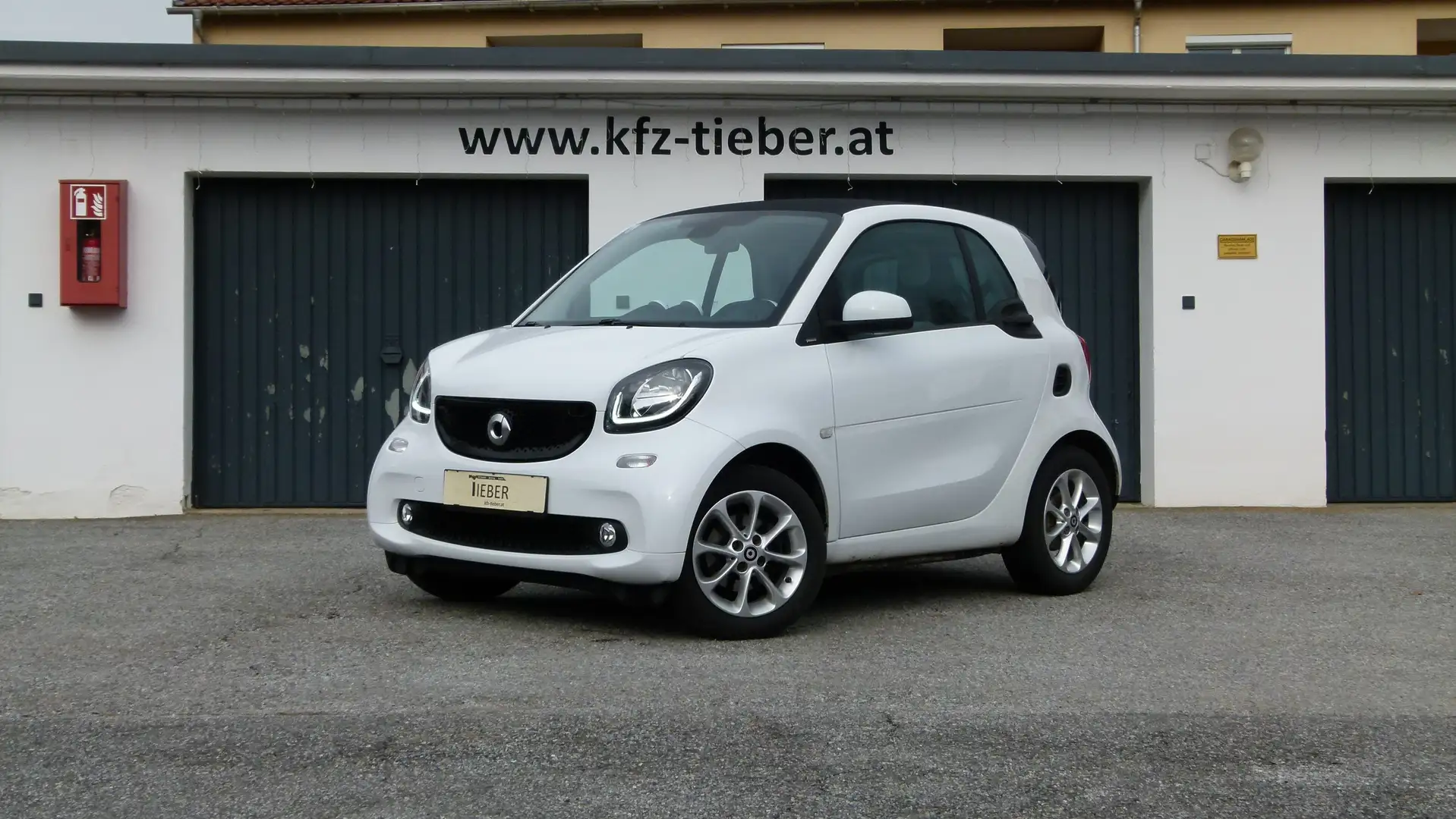 smart forTwo 1.0 Coupe Passion Weiß - 1