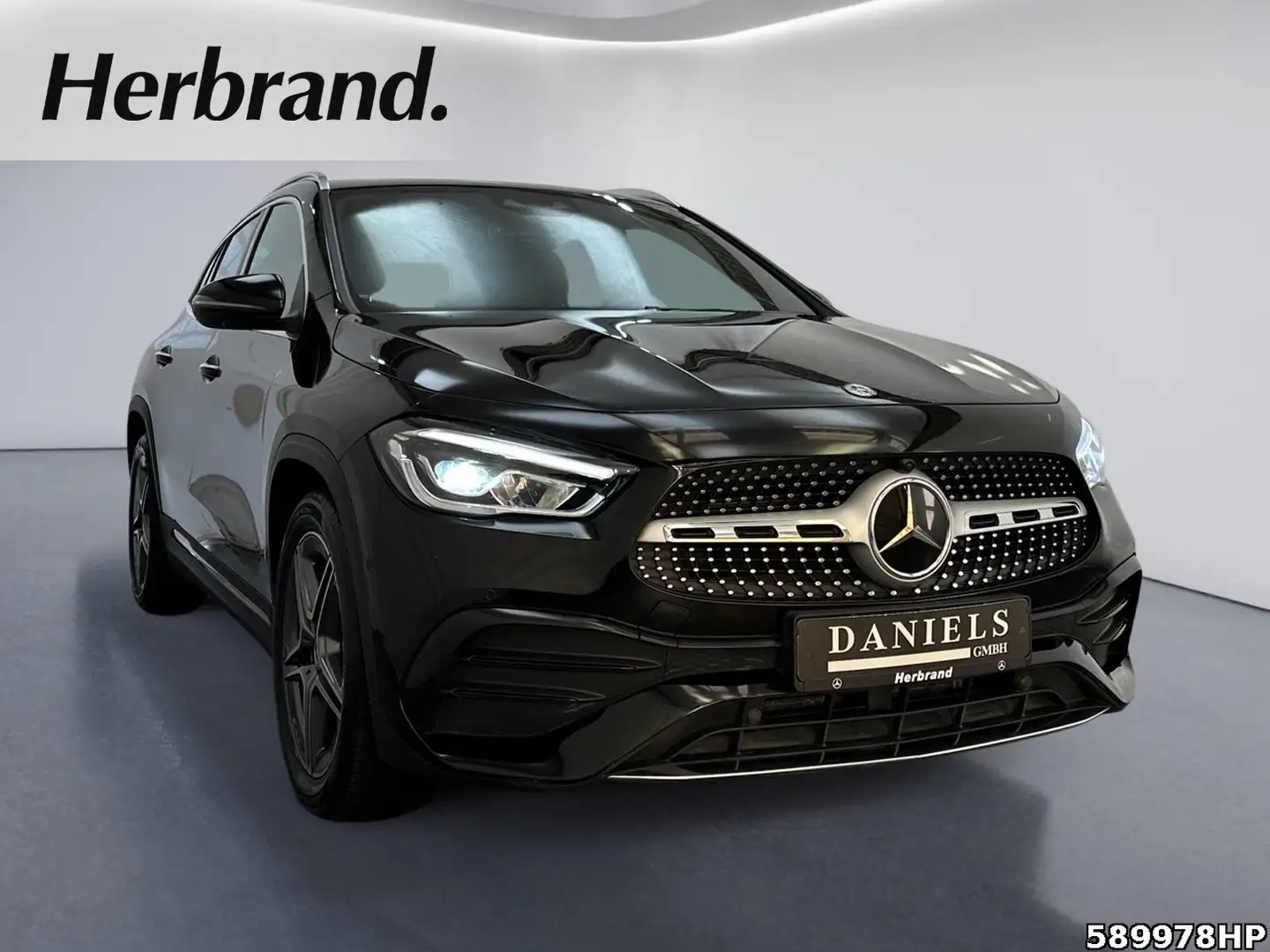 Mercedes-Benz GLA 220 d AMG Distronic 360' Kamera Carplay AHK Schwarz - 2