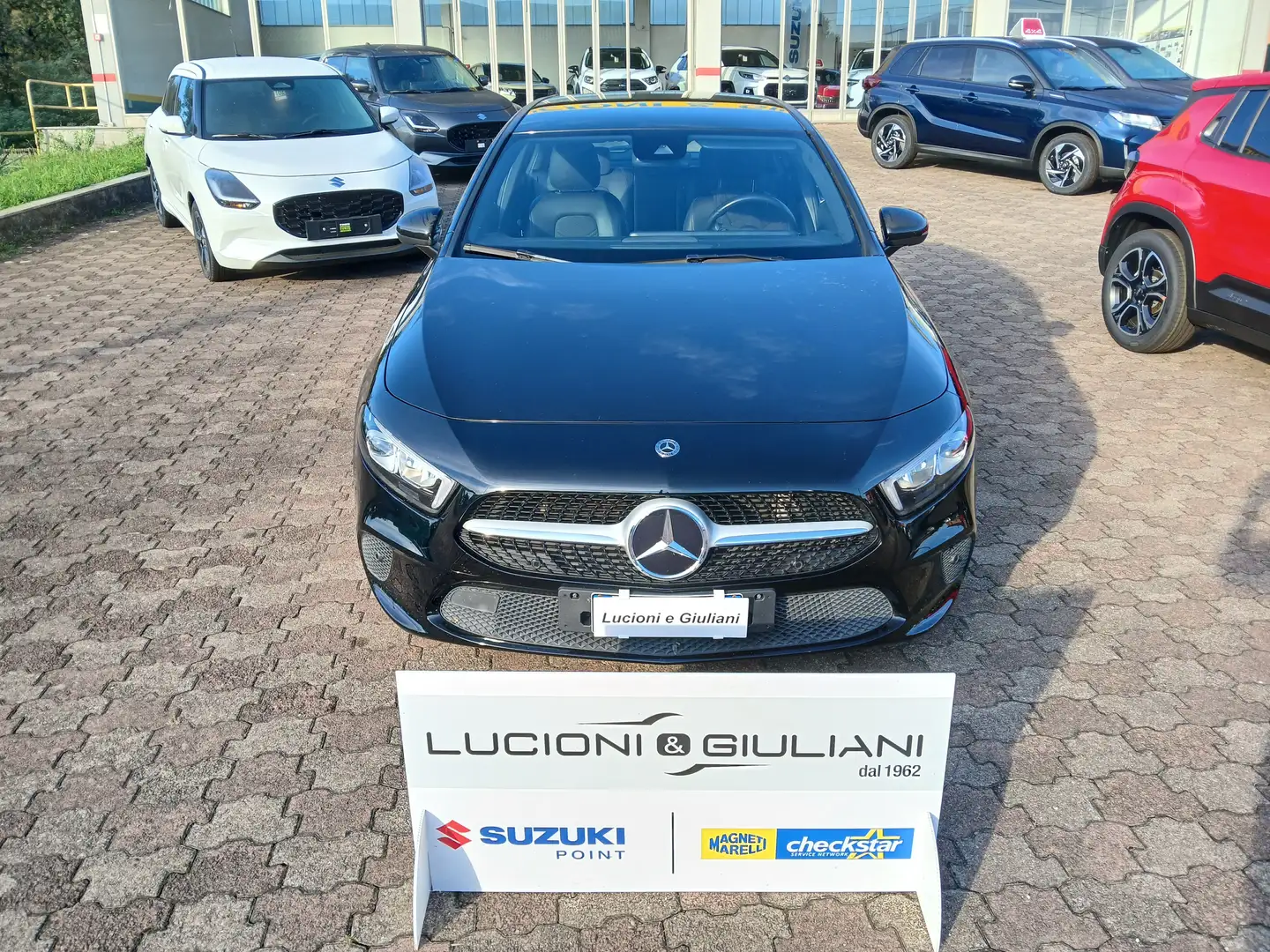 Mercedes-Benz A 180 Classe A 180 d - W177 2018 Noir - 1