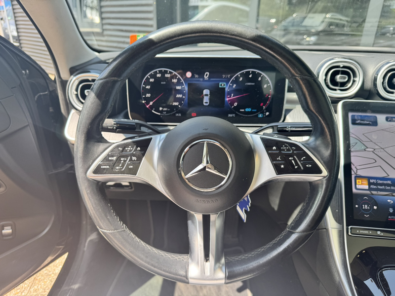 Mercedes-Benz C 200 Launch Edition Luxury Line*Panoramadak*Laser LED*E — photo 17