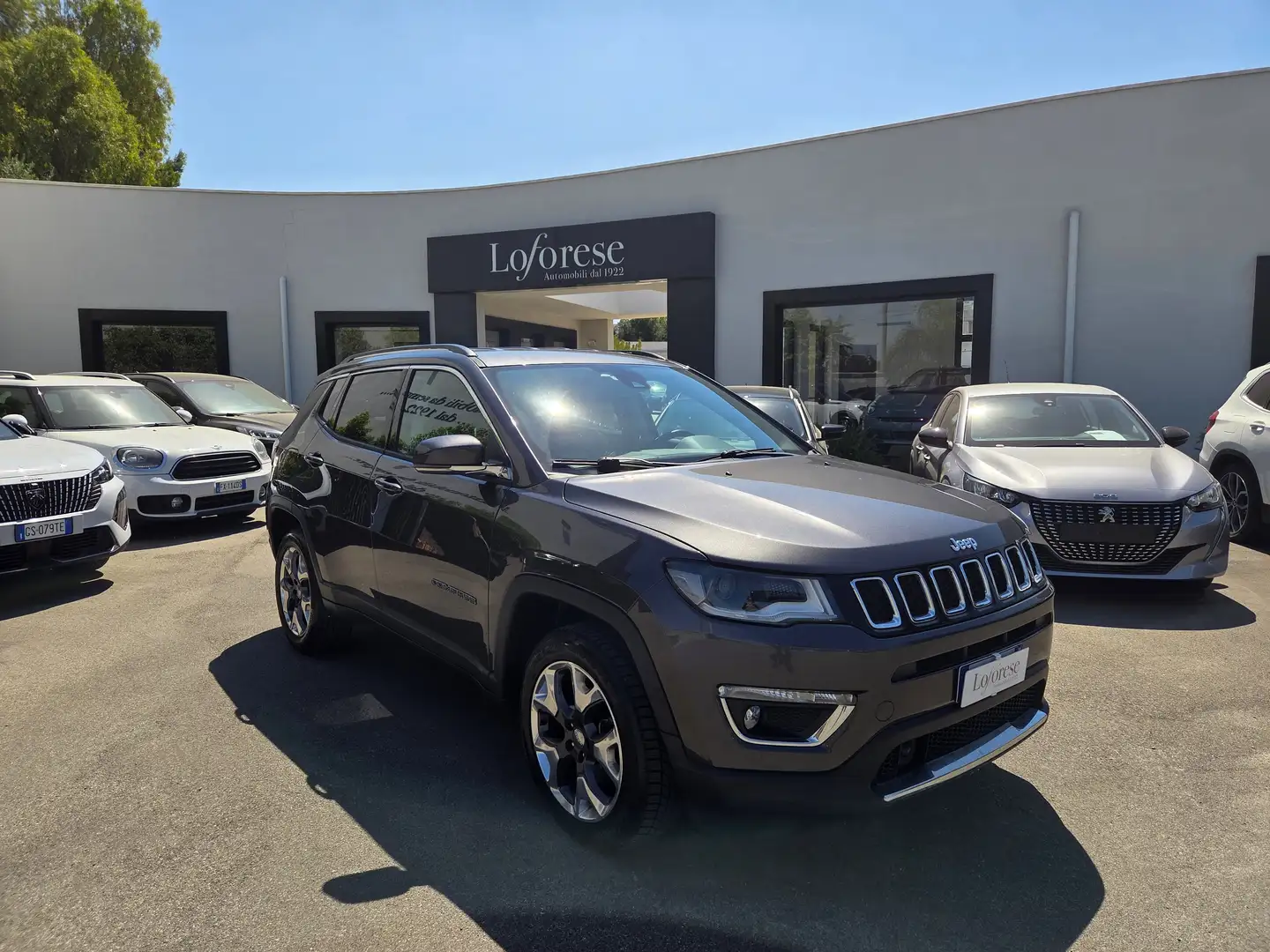 Jeep Compass Compass 2.0 mjt Limited 4wd 140cv auto Grigio - 2