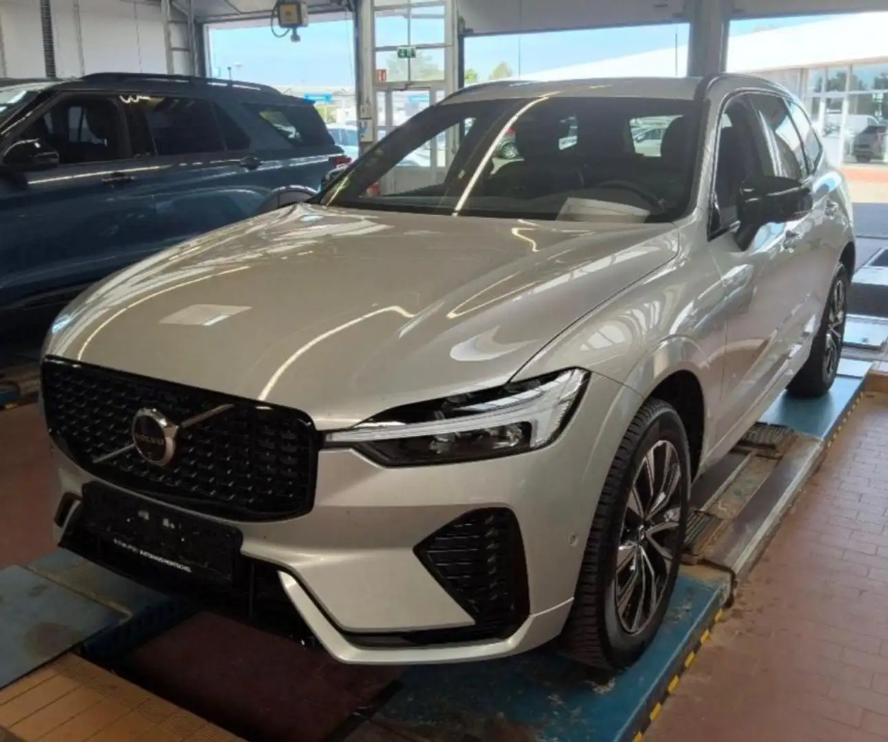 Volvo XC60 XC60 B4 B Plus Dark|360CAM|NAVI|SHZG|PANO|BLIS| - 1