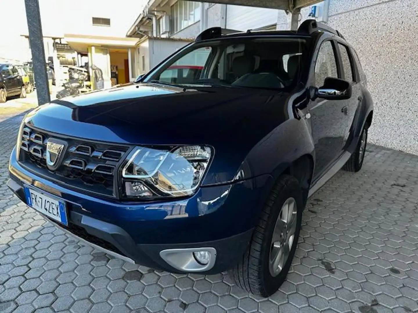 Dacia Duster 1.6 115CV Start&Stop 4x2 GPL Lauréate Bleu - 1