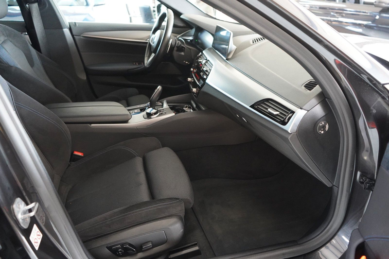 BMW 530 d Touring xDrive M Sport XENON / SOFT-CLOSE — photo 9