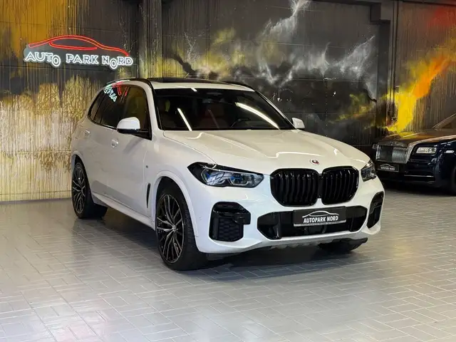 BMW X5 view 9