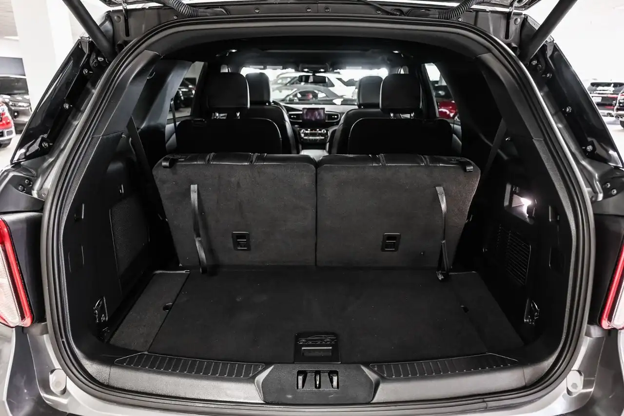 Ford Explorer photo Ford Explorer
