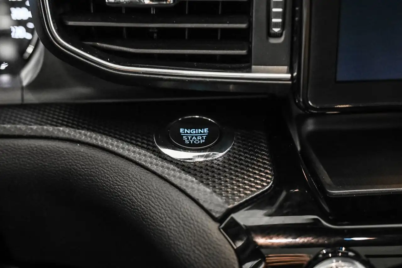 Ford Explorer photo Ford Explorer
