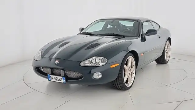 Jaguar XK8 XKR Coupè 4.0 - solo 9000 km!