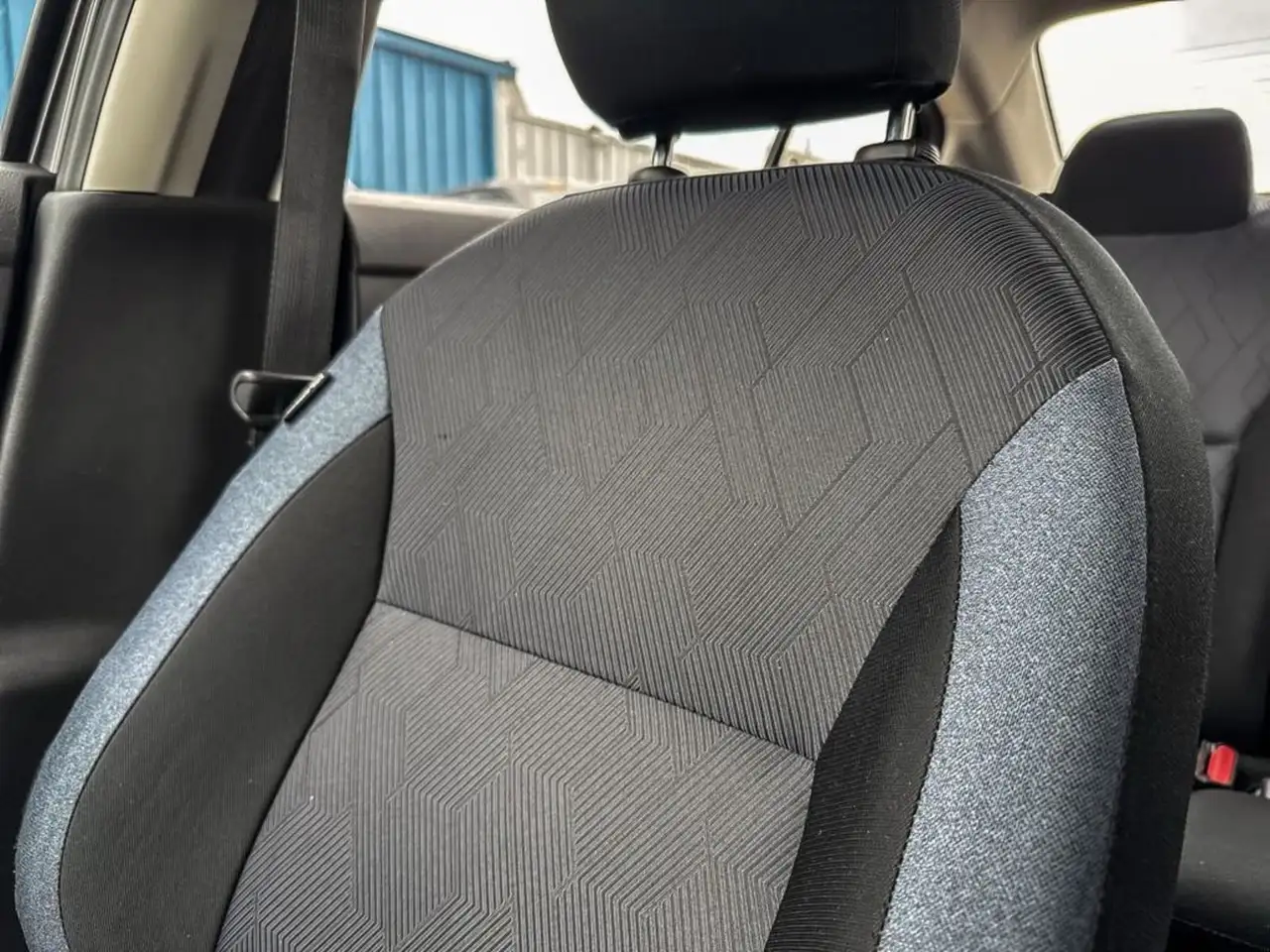 Nissan Versa снимка Nissan Versa