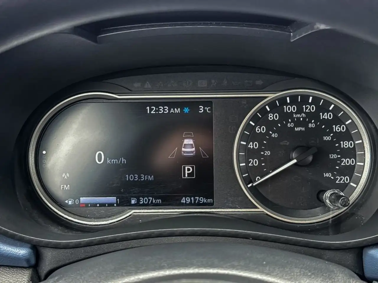Nissan Versa снимка Nissan Versa