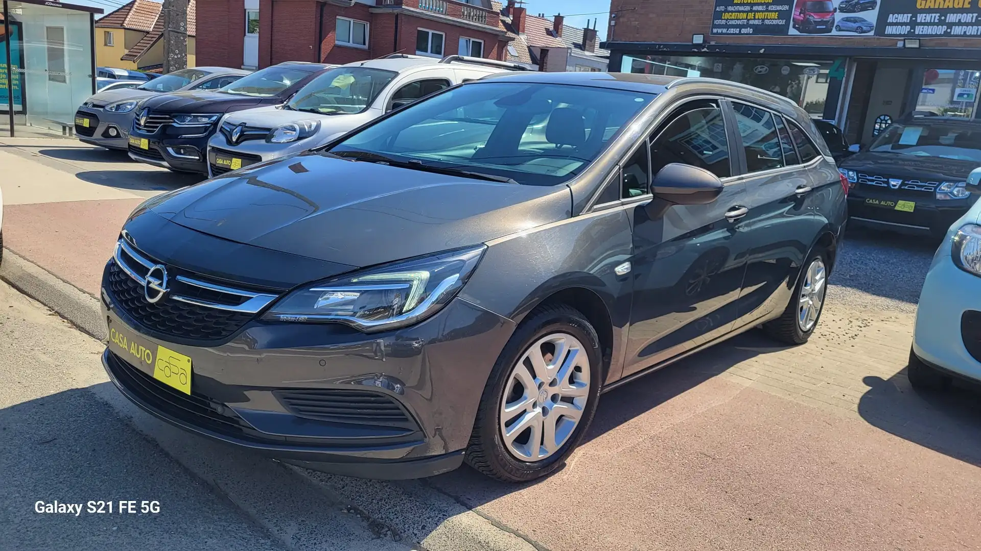 Opel Astra Astra Sports Tourer 1.6  Dynamic Grijs - 1
