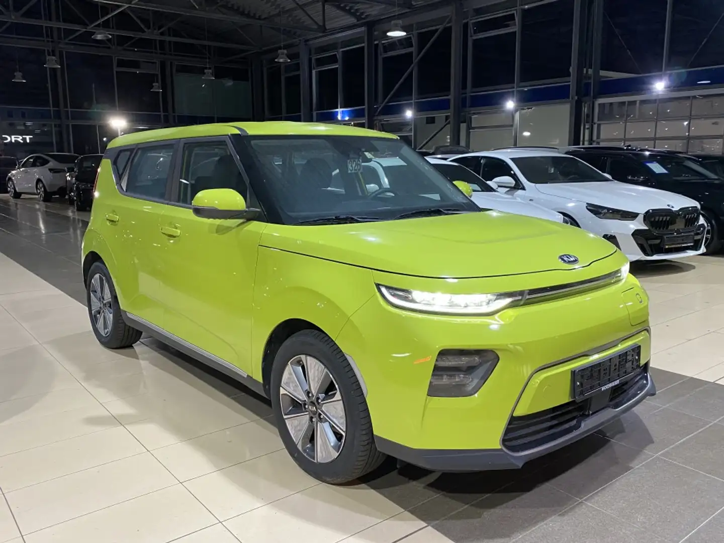 Kia Soul Edition 7 ACC Bi-LED R.Cam CarPlay Android Verde - 2