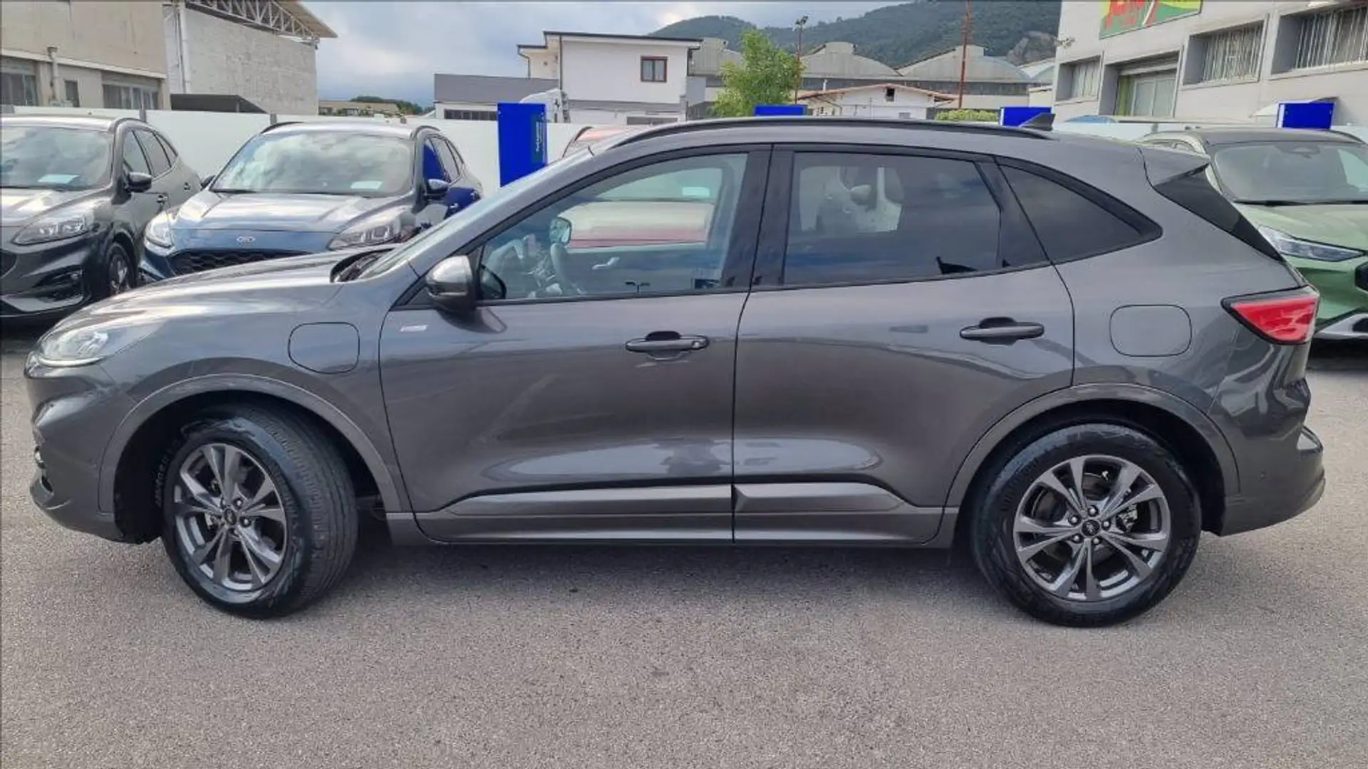 Ford Kuga 2.5 phev st-line 2wd 225cv cvt Gris - 2