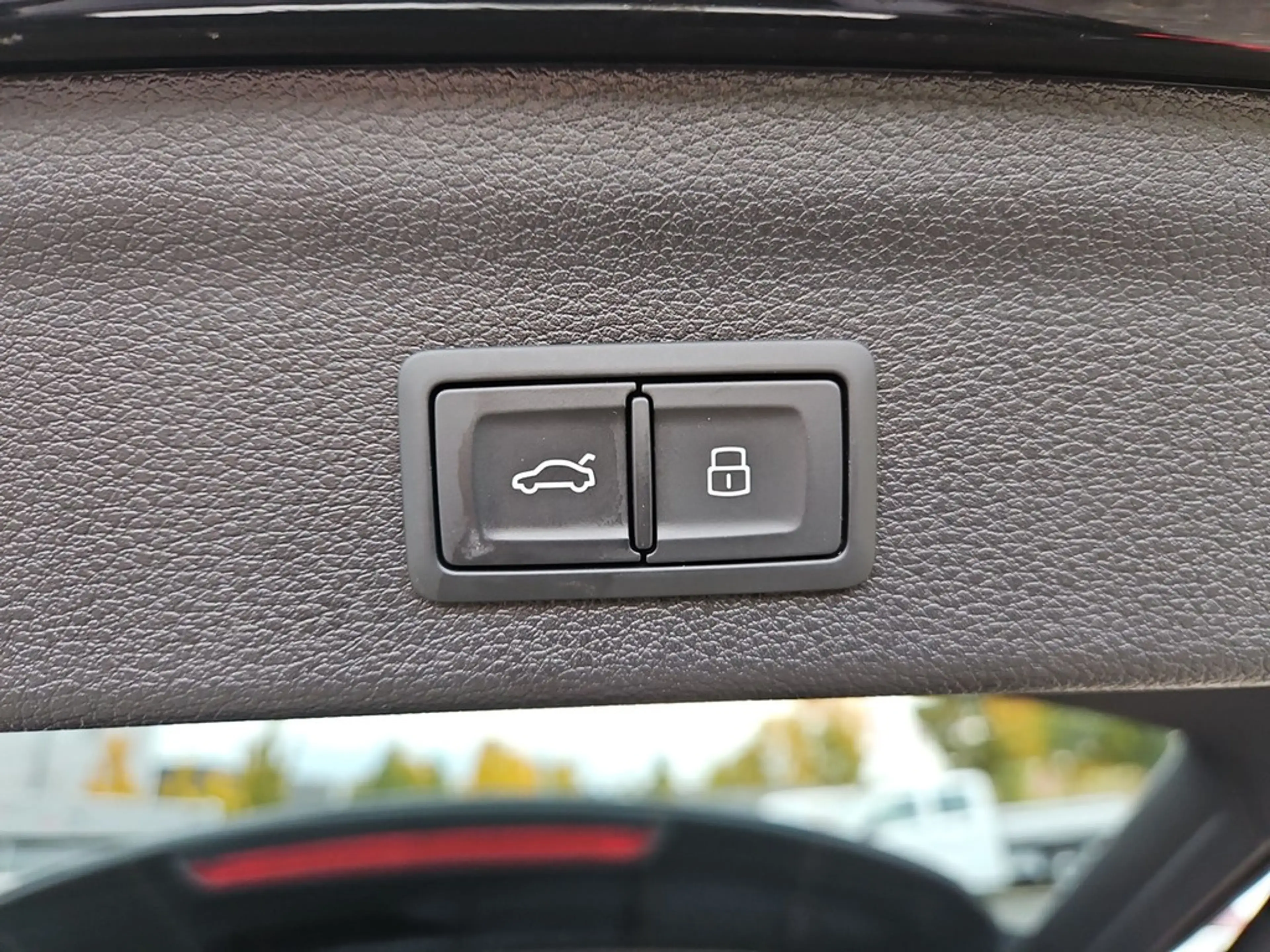 Audi Q3 S line 35 TFSI S tronic *Navi*Matrix*Kamera* — photo 14