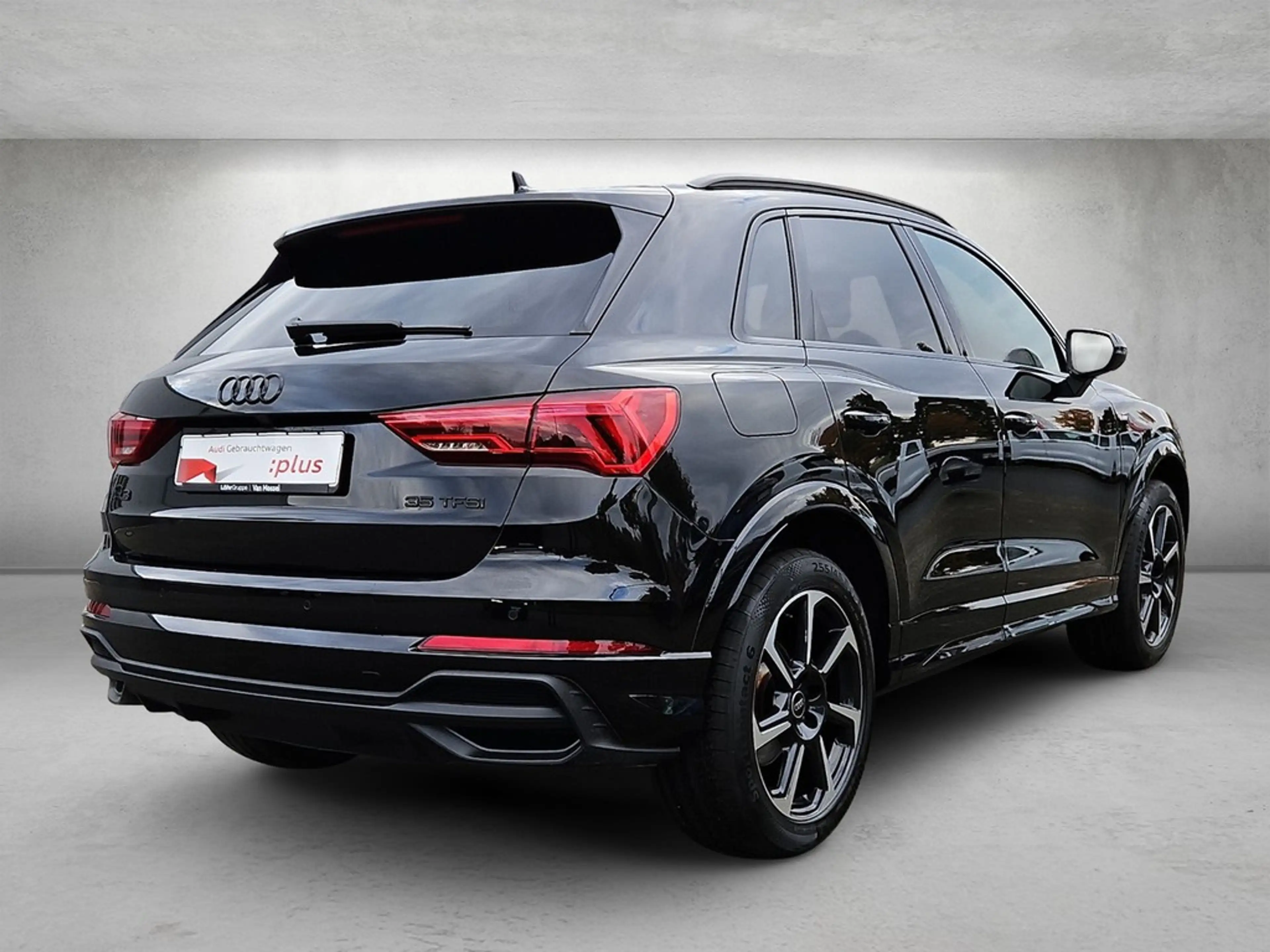 Audi Q3 S line 35 TFSI S tronic *Navi*Matrix*Kamera* — photo 3