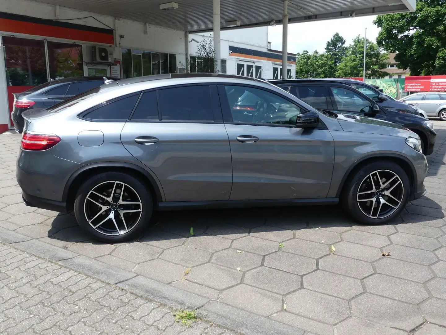 Mercedes-Benz GLE 43 AMG Coupe 4Matic LEDER AHK 360°K,DISCTRON Grau - 2