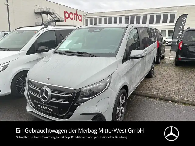 Mercedes-Benz EQV 300 Lang ACC Navi SHZ Kam. KlimaA LM PDC AUT