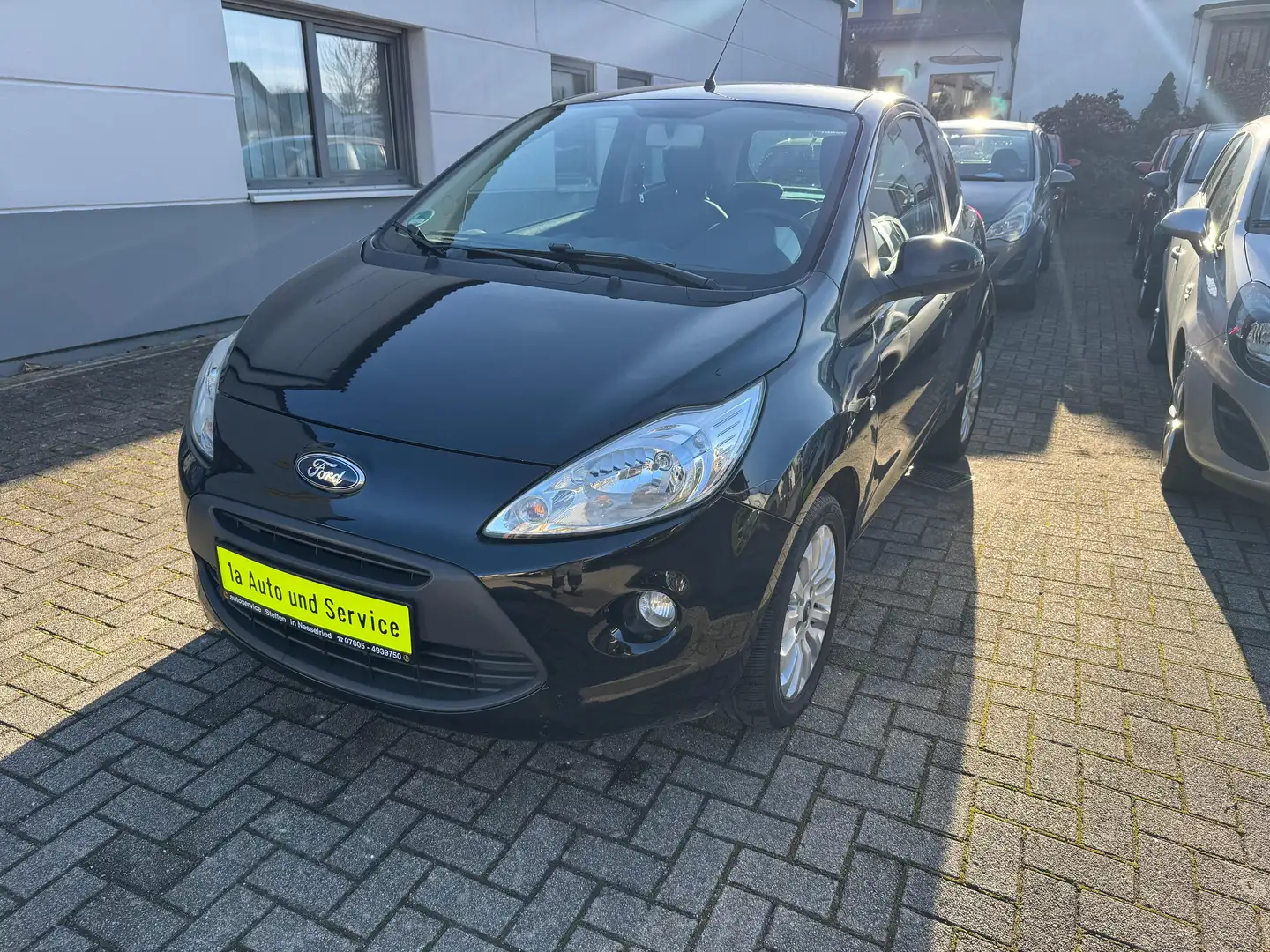 Ford Ka/Ka+ Titanium Sorglos-Preis inkl. Service + Garantie Schwarz - 1