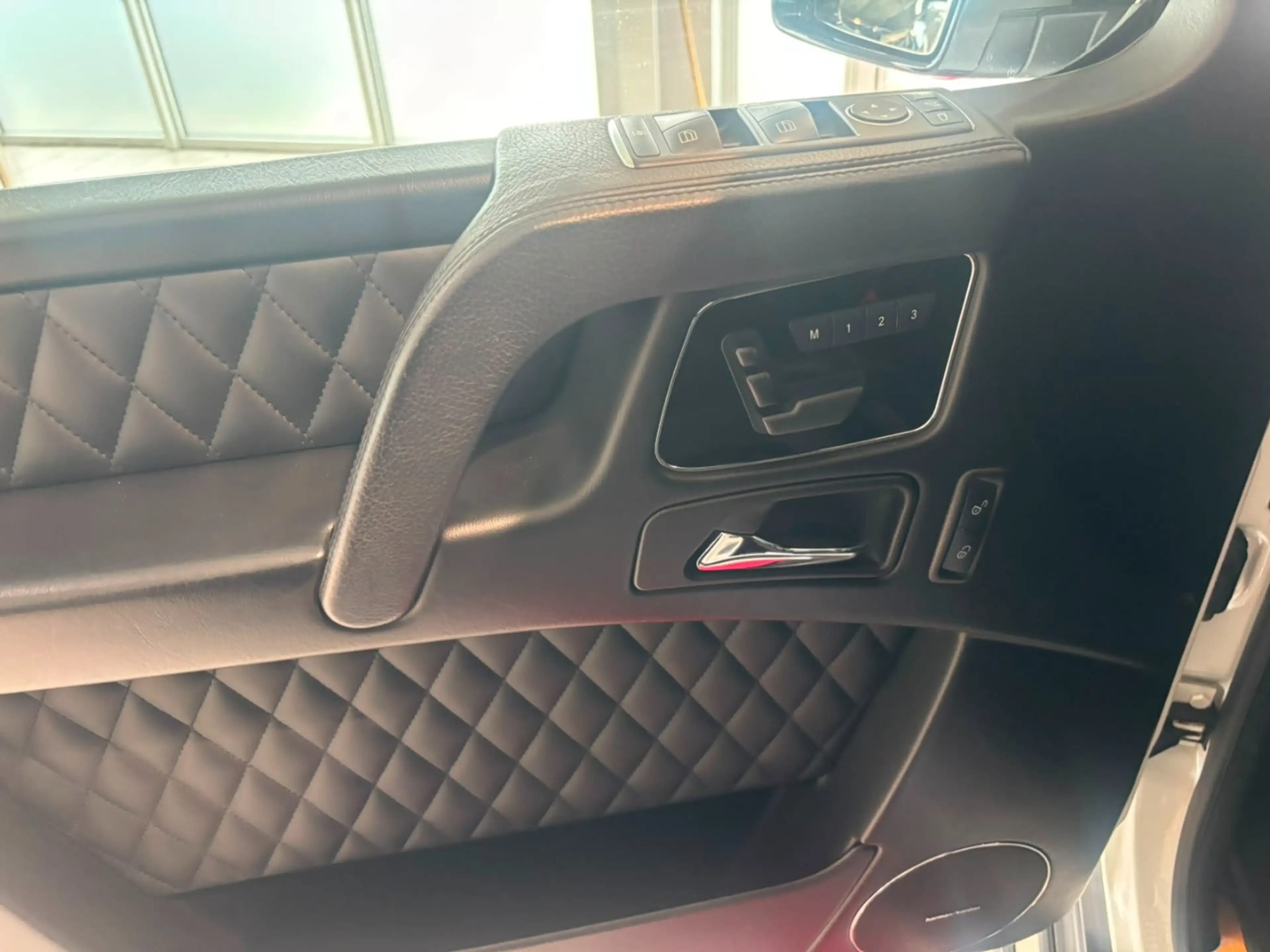 Mercedes-Benz G 63 AMG G 63 AMG *PANO/AHK/H&K* — photo 15