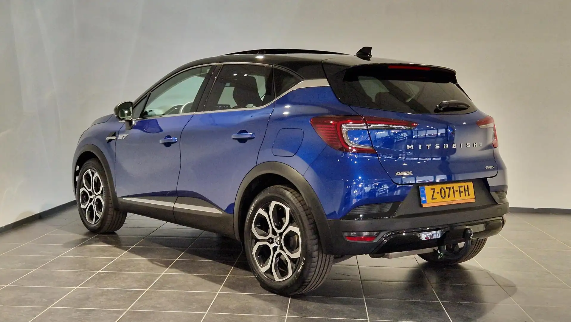 Mitsubishi ASX 1.6 PHEV AT Instyle | Panoramadak | Trekhaak Blauw - 2