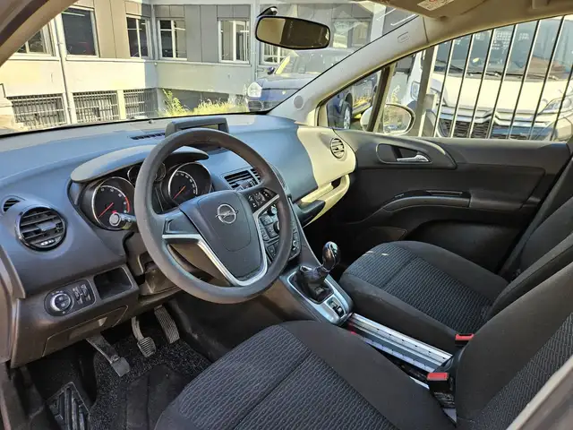 Opel Meriva view 6