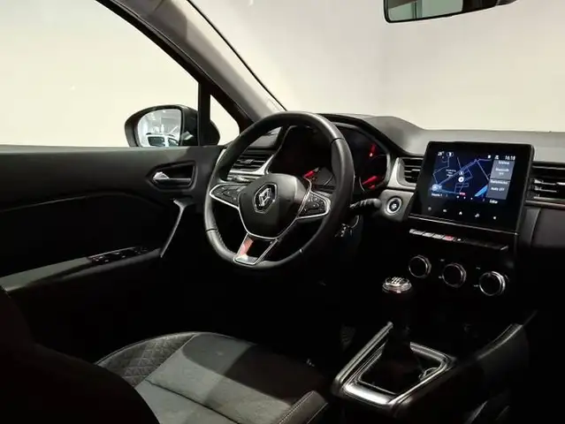 Renault Captur view 10