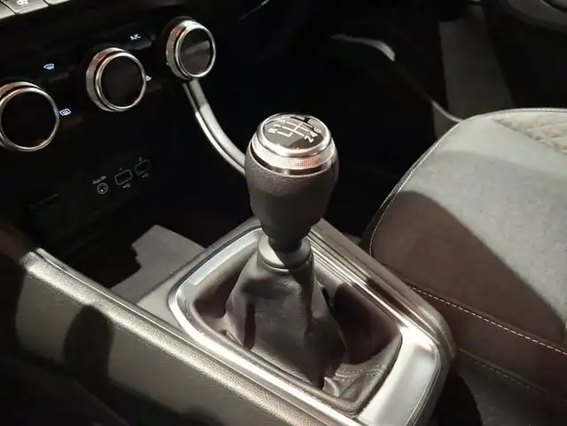 Renault Captur view 15
