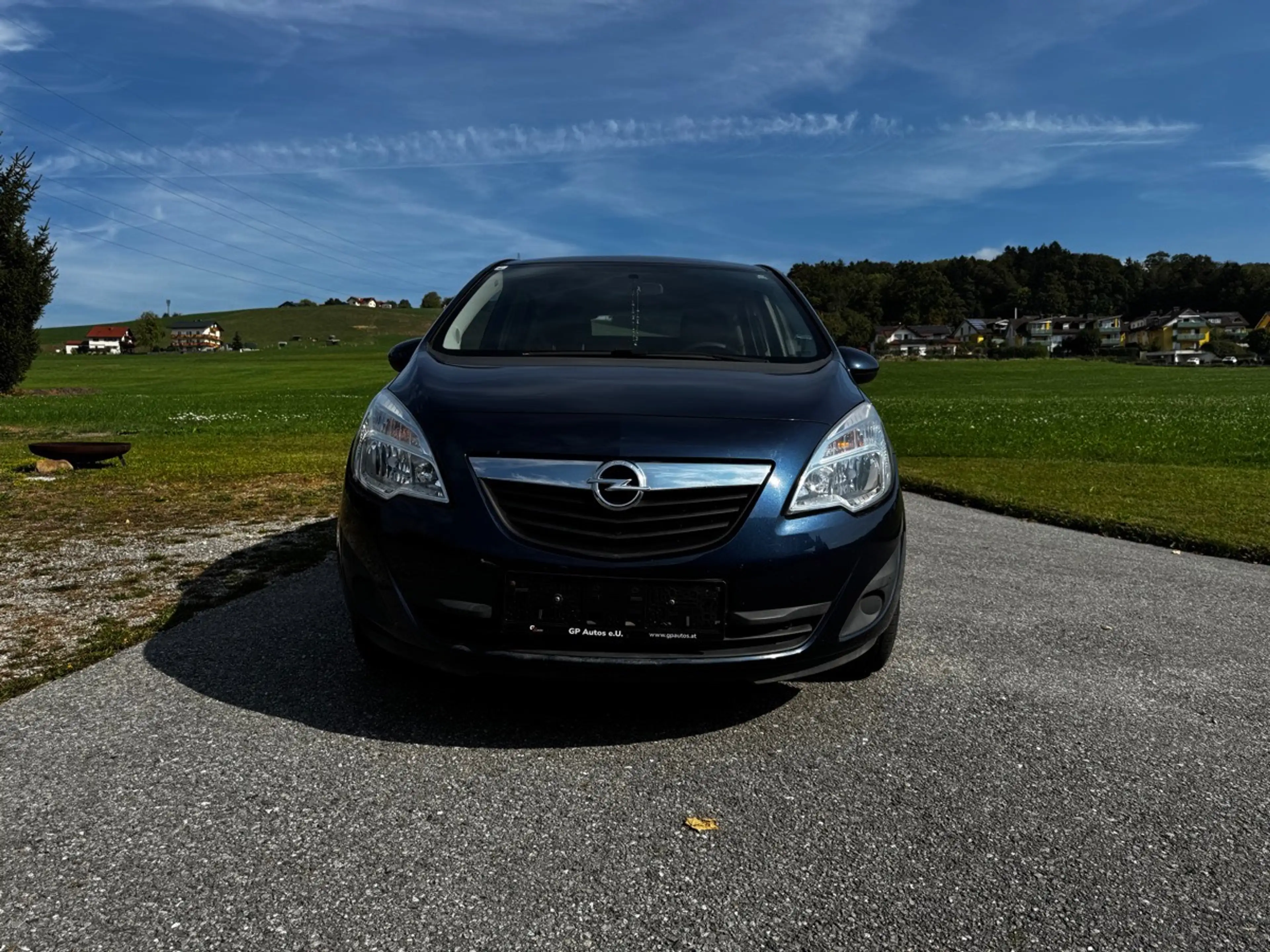 Opel Meriva 1,3 - jährliche Service bei Opel, Pickerl 10/26 NEU. — photo 2