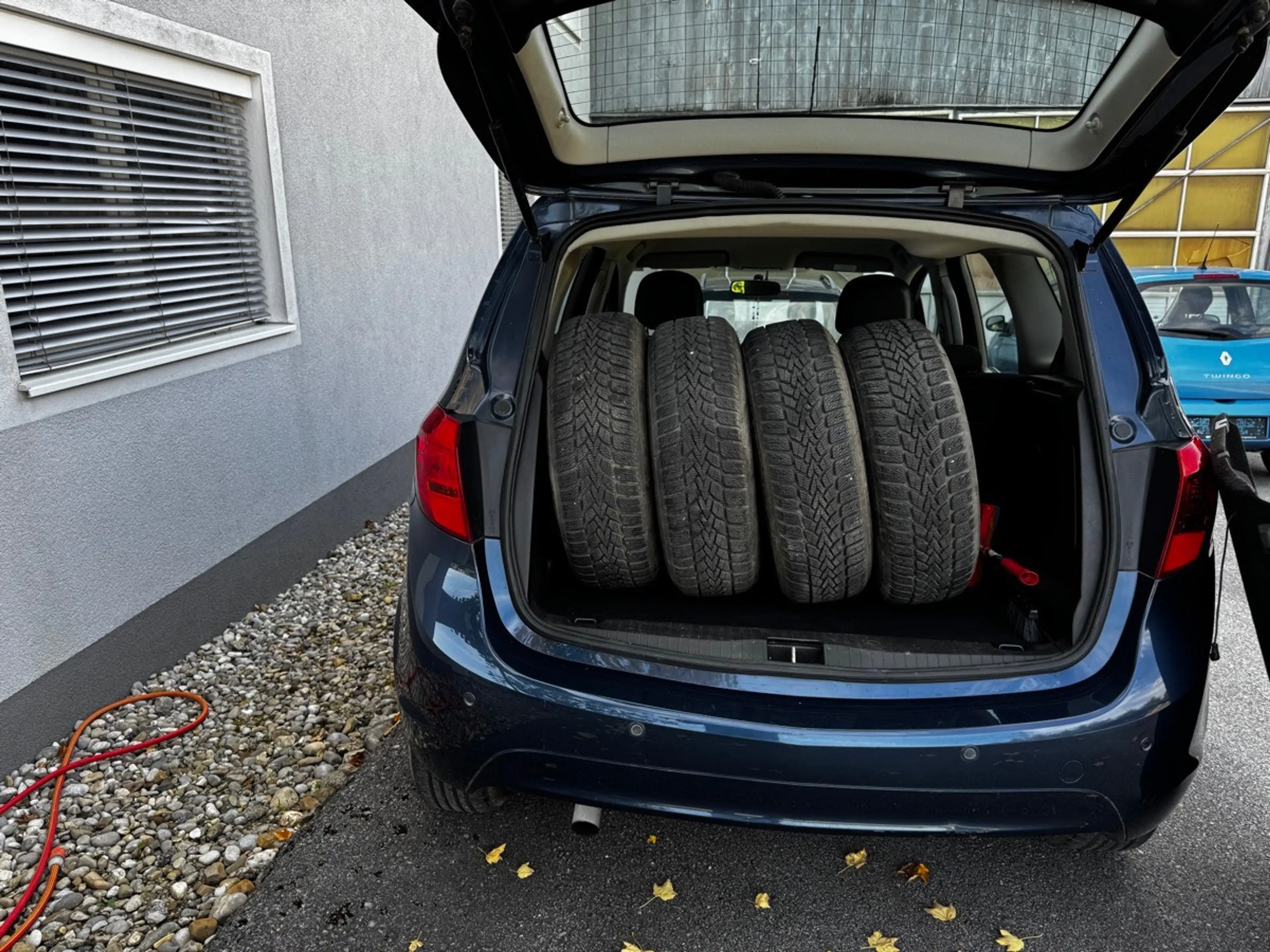 Opel Meriva 1,3 - jährliche Service bei Opel, Pickerl 10/26 NEU. — photo 15