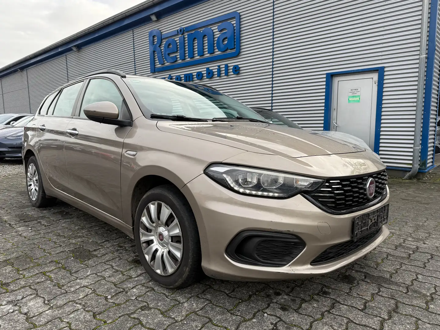 Fiat Tipo Easy, Klimaanlage, Navi Braun - 2