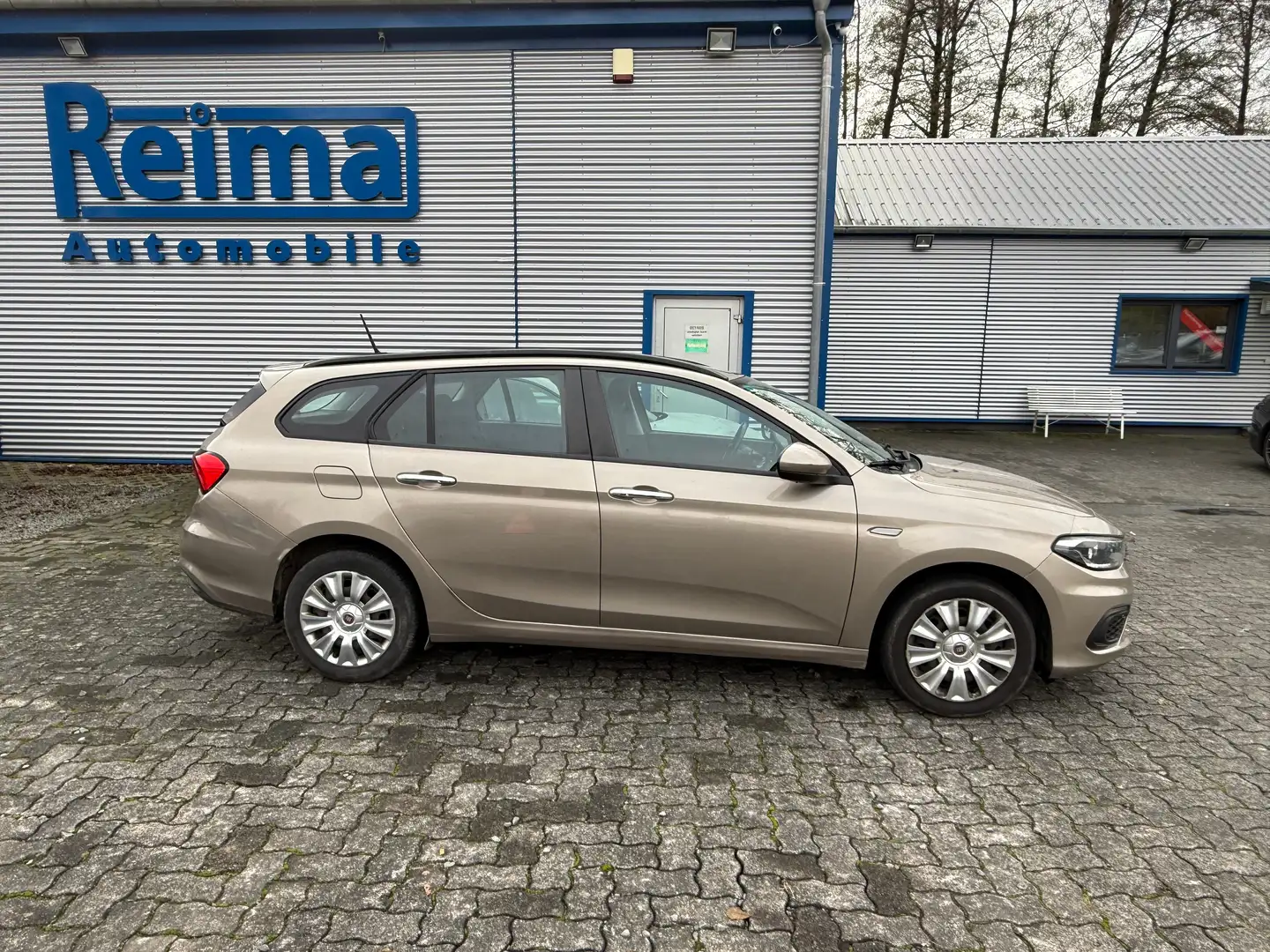 Fiat Tipo Easy, Klimaanlage, Navi Braun - 1