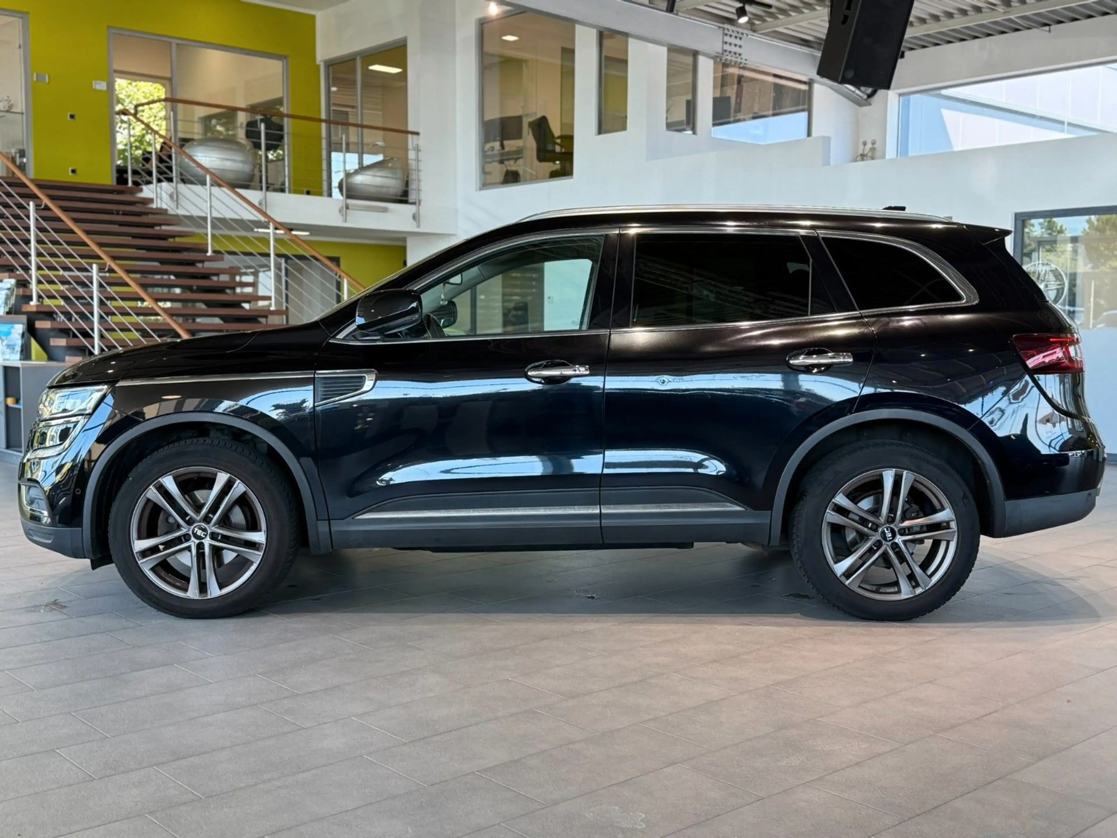 Renault Koleos Limited 4x4*AHK*Kamera*Ambiente*ACC* — photo 2
