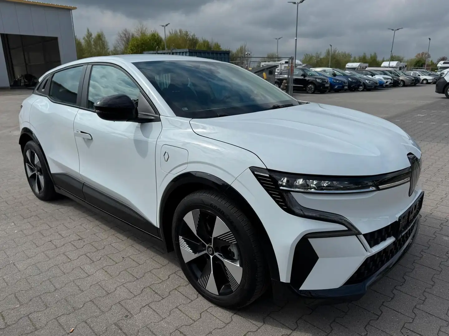Renault Megane E-Tech Electric Equilibre Weiß - 1