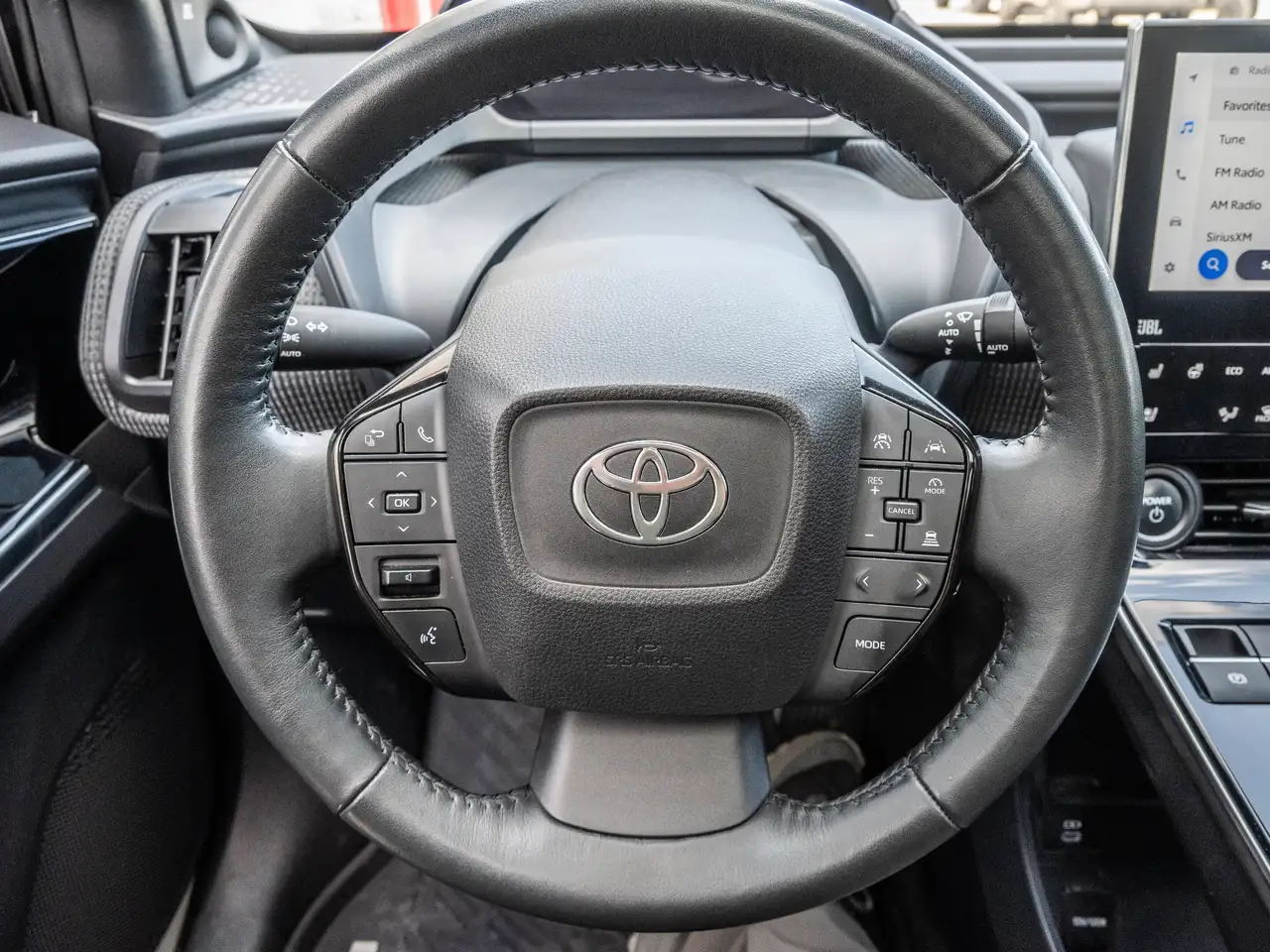Toyota bZ4X снимка Toyota bZ4X