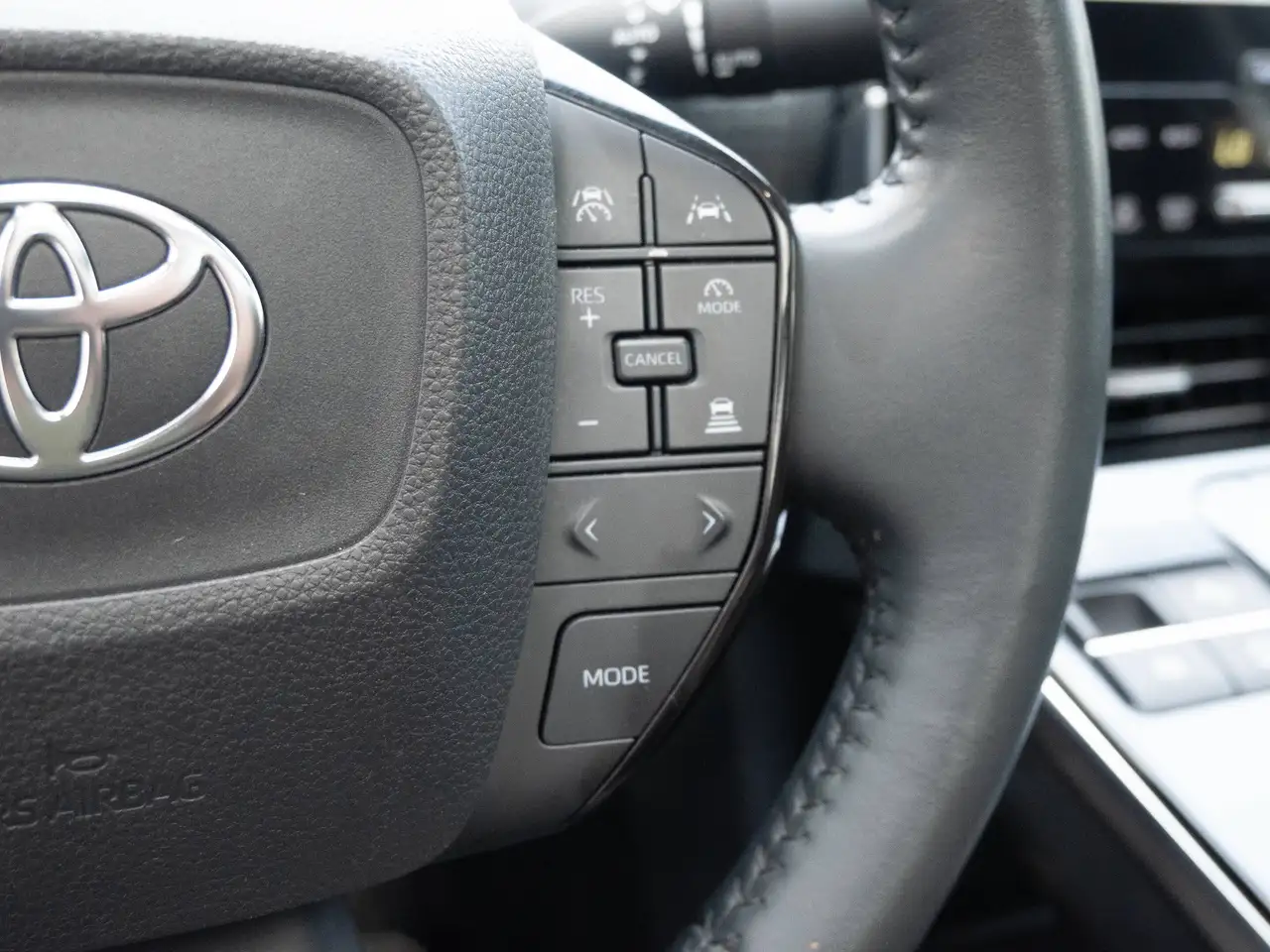 Toyota bZ4X снимка Toyota bZ4X